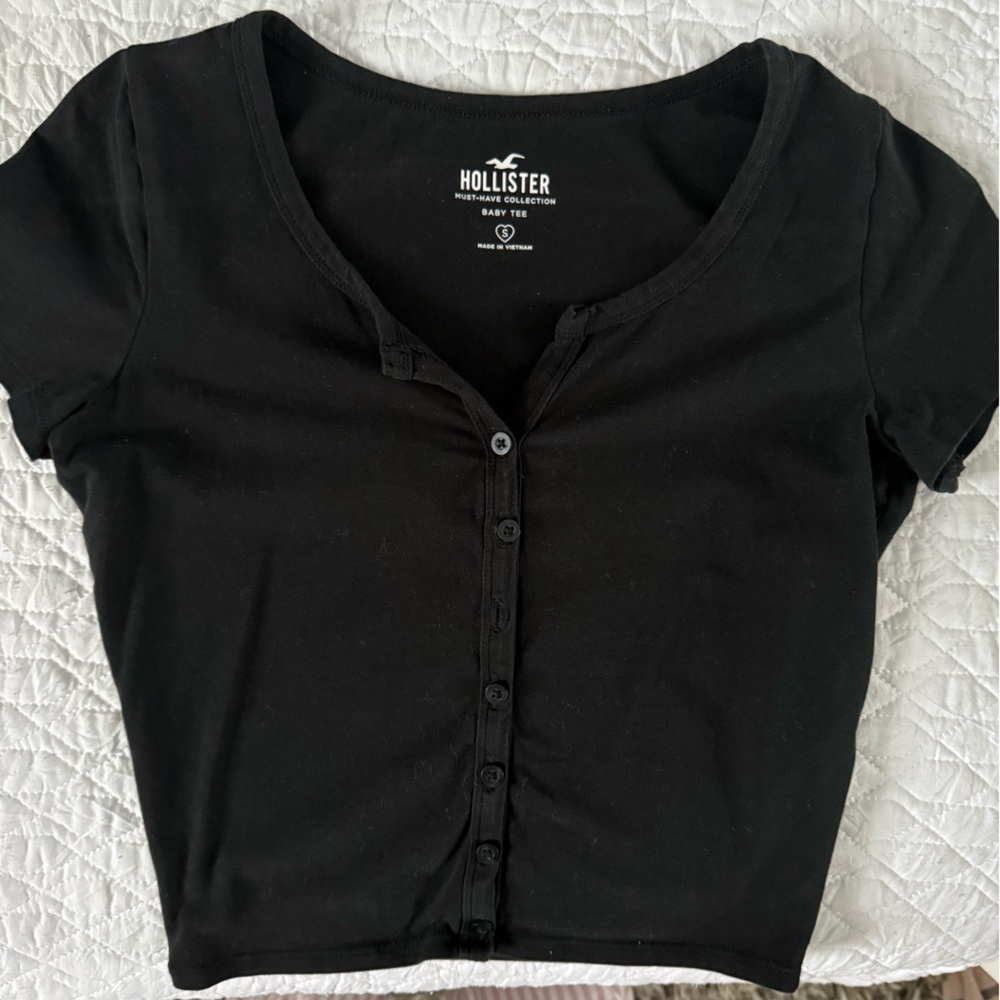 Hollister Black Button-Up Shirt